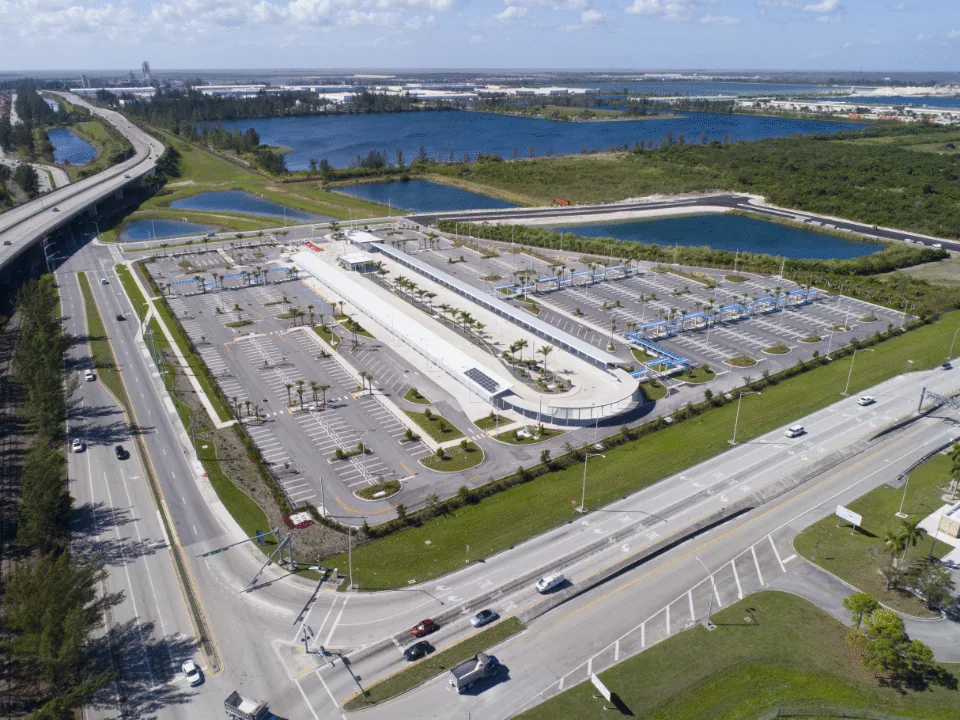 Commercial Roofing at Beacon Station, Medley, FL